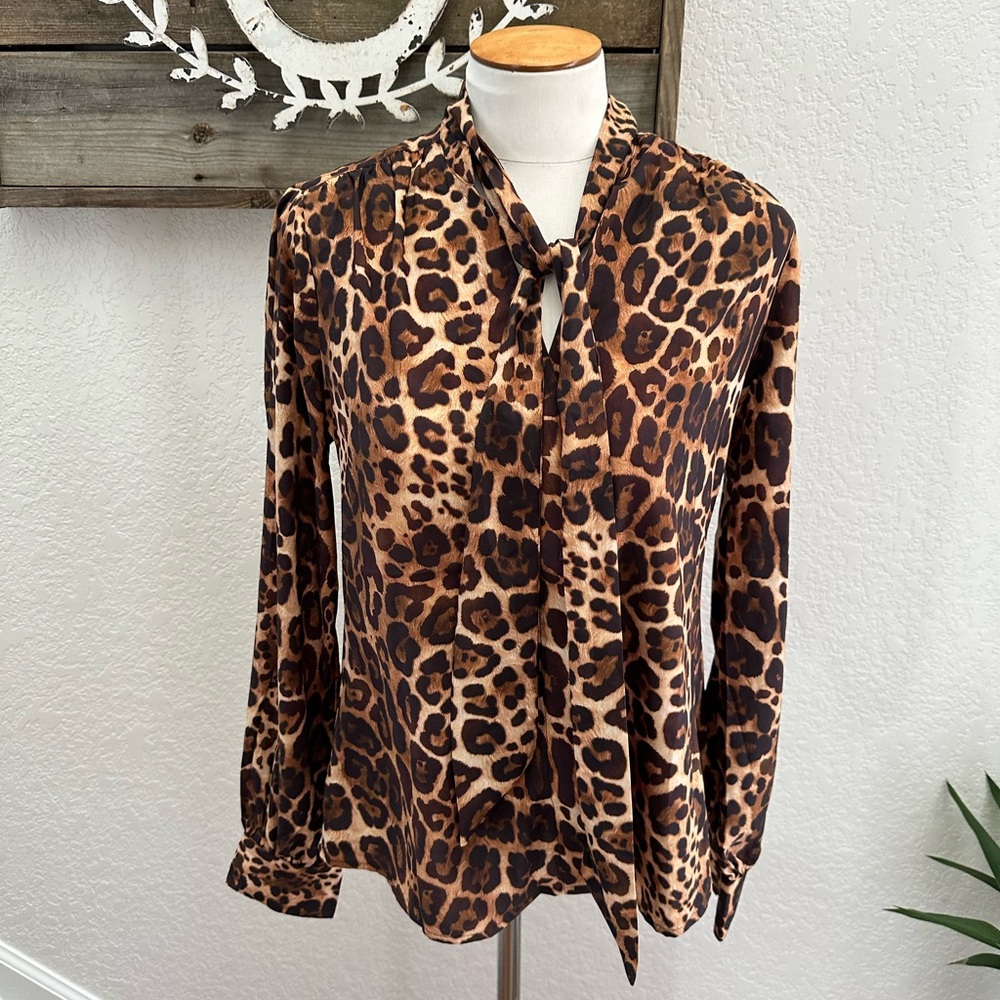 Express Portofino tie neck animal print‎ blouse top button down size S NWT